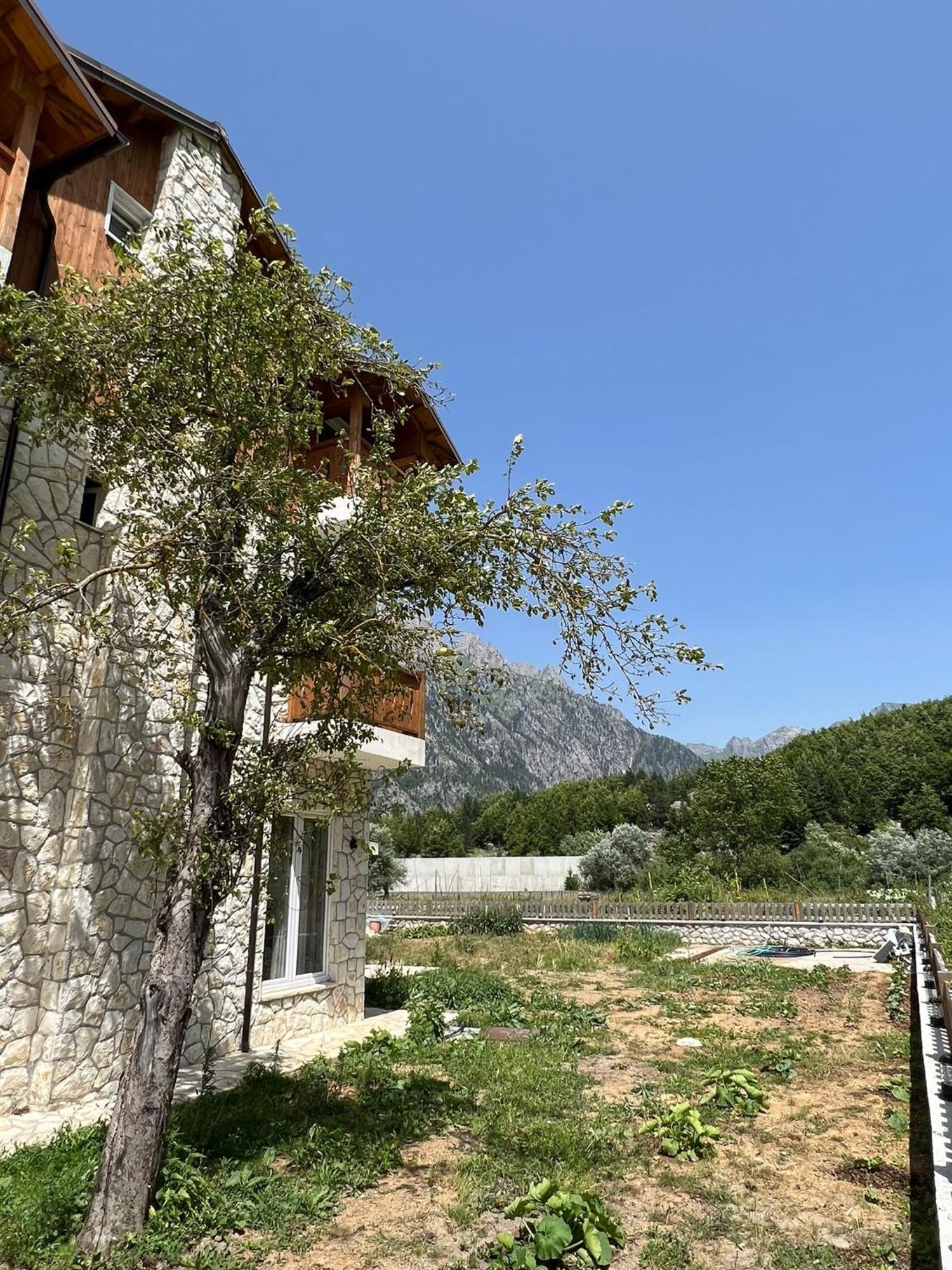 Oda N'Bjeshke Valbone Bagian luar foto