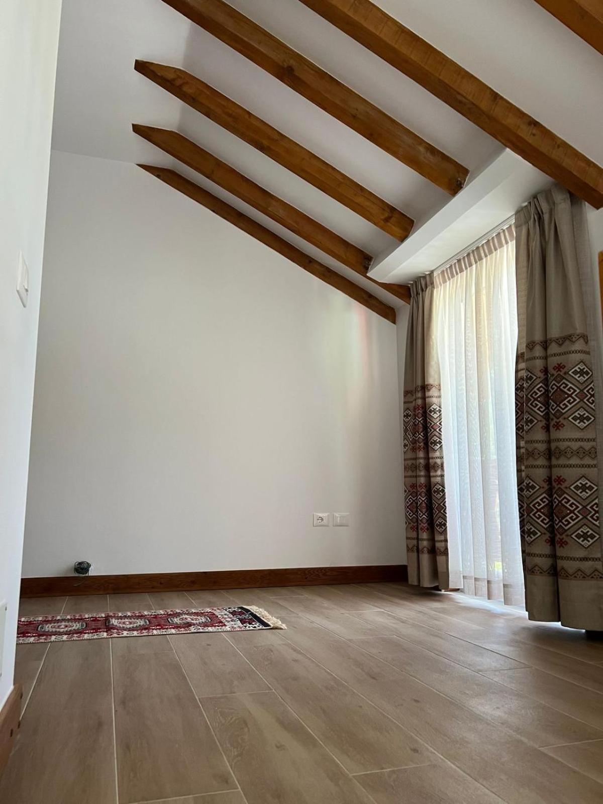 Oda N'Bjeshke Valbone Bagian luar foto