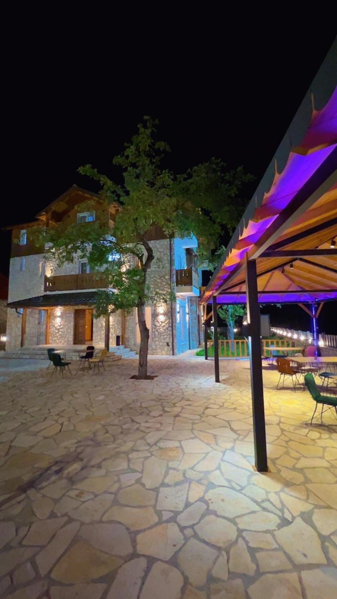 Oda N'Bjeshke Valbone Bagian luar foto